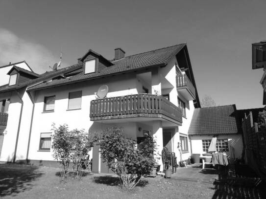 Lichtdurchflutete Wohnung mit Terrasse und moderner Einbauküche!