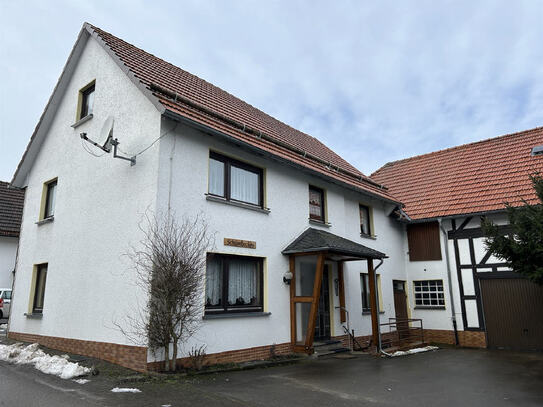 Einfamilienhaus mit Nebengebäude voller Möglichkeiten