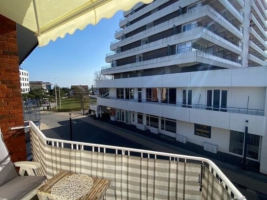 Strandnahe und liebevoll eingerichtete Ferienwohnung mit Balkon und attraktiven Mieteinnahmen