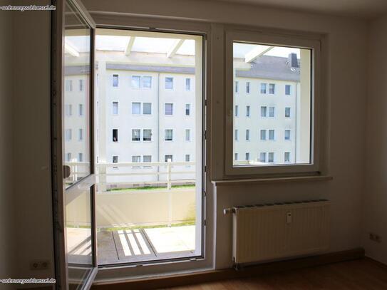 4-Raumwohnung mit Balkon!