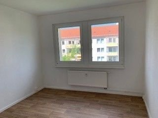 Frisch geweißte 2-Raumwohnung in Möckern