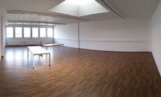 "KEINE PROVISION" ca. 70 m² Bürofläche+Renoviert+DIREKT am Flughafen zu vermieten