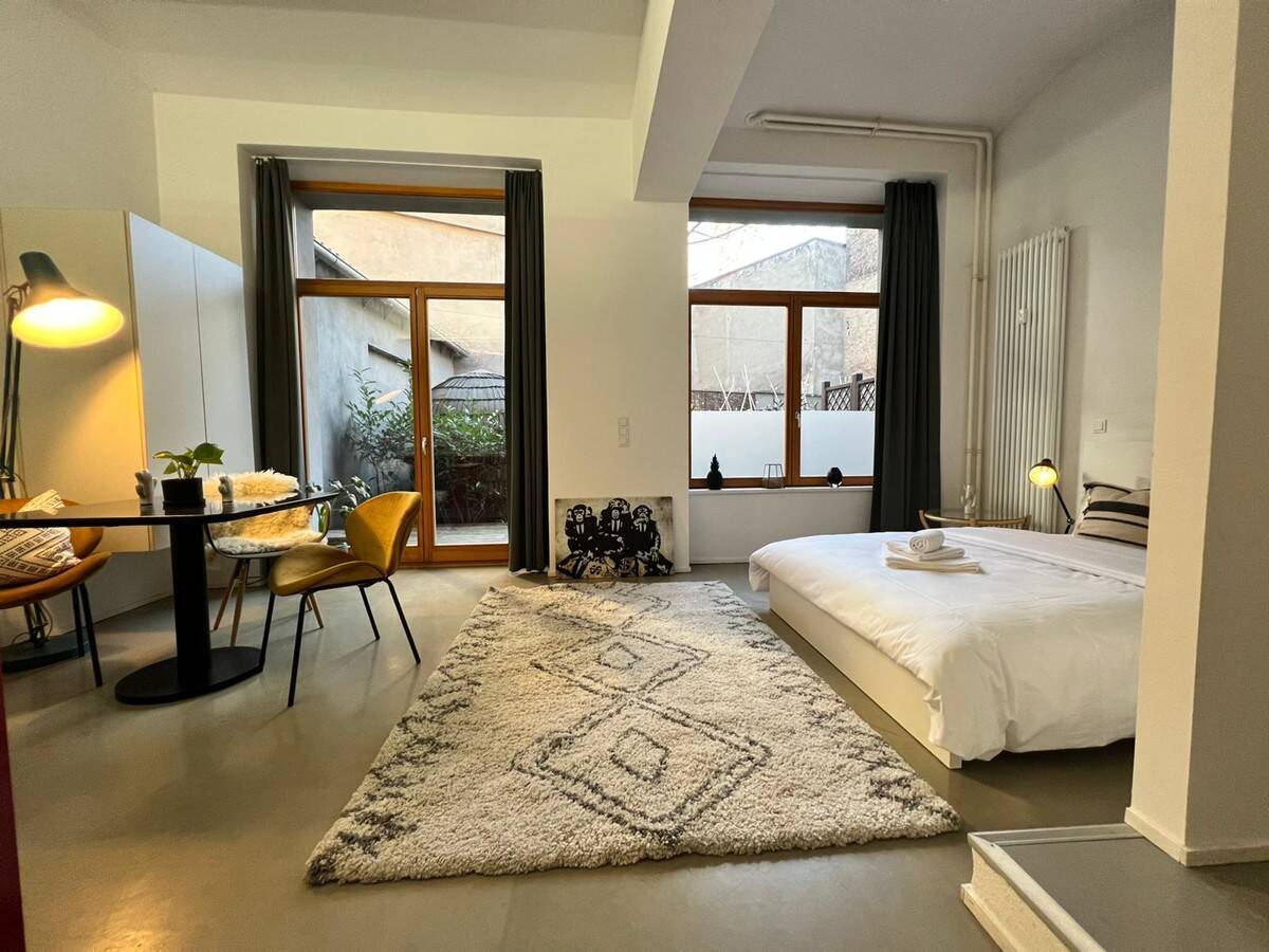 F-Hain: voll möbliertes LUXUS Apartment - 40 m² befristet für max. 12 Monate per SOFORT zu VERMIETEN - Photo 1