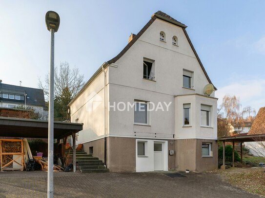 Einfamilienhaus mit ELW, Garten, Terrasse, Carports, Wintergarten und Dachterrasse in ruhiger Lage