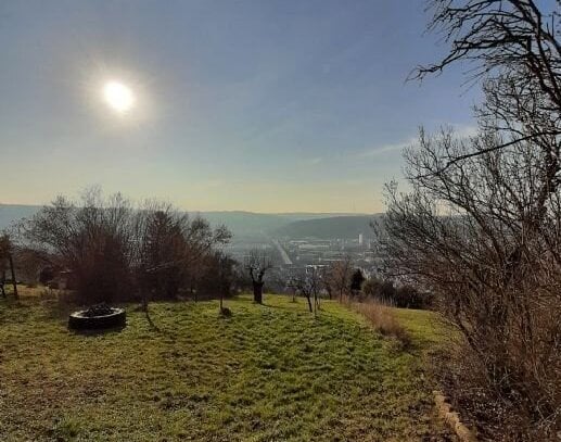 Gartengrundstück in gepflegter Umgebung - herrliche Aussicht & viel Platz