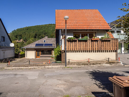 Wohnliches, gut aufgeteiltes Haus auf pflegeleichtem Grundstücksanteil in Sundern-Hagen