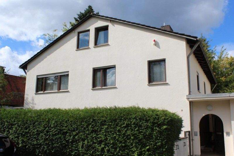 Renovierungsbedürftige Doppelhaushälfte Bestlage Solln