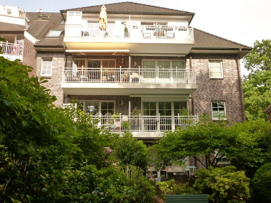 Gut geschnittene 3 - Zimmerwohnung mit Balkon zum Garten,Fahrstuhl und Tiefgaragenstellplatz in zentraler Lage von HH-L…