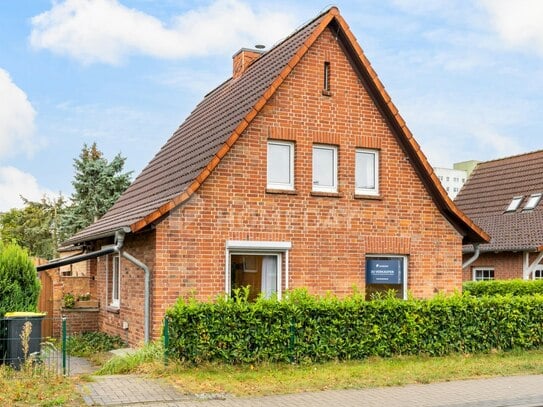 Schnäppchen in toller Lage: trad. EFH mit Südterrasse und ganz viel Potenzial | Großes Grundstück