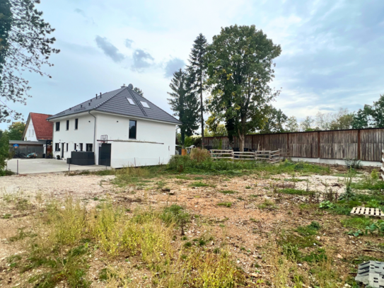 Provisionsfrei - Baugrundstück mit Genehmigung für eine großzügige Doppelhaushälfte in Baldham