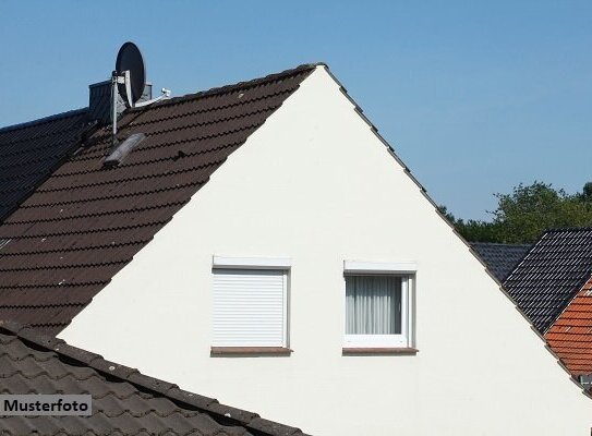 Einfamilienhaus mit Garage in guter Wohnlage - provisionsfrei