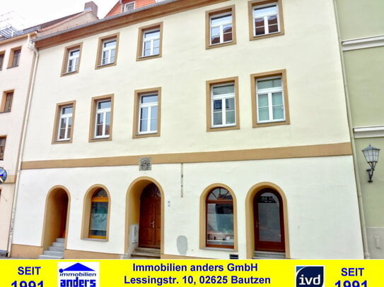 Moderne 4-Raum-Wohnung mit Balkon - Bad mit Wanne und Dusche in Bautzen