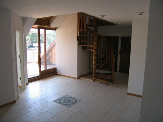 3 Zimmer Maisonette-Wohnung mit Balkon in Göttingen (Uni-Nähe)