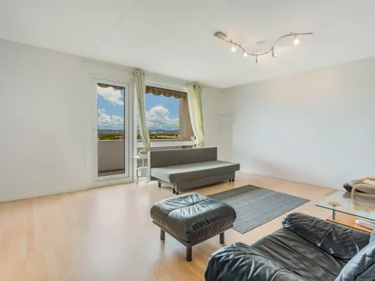 OWNR: Einziehen und Wohlfühlen - Renoviert und mit Küche! 3-Zimmer-Wohnung mit Aussicht in Niederrad