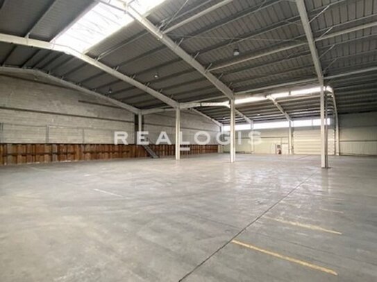 Lagerhalle ca. 3.400 m² nördlich von Ingolstadt zu vermieten - teilbar ab 1.500 m²