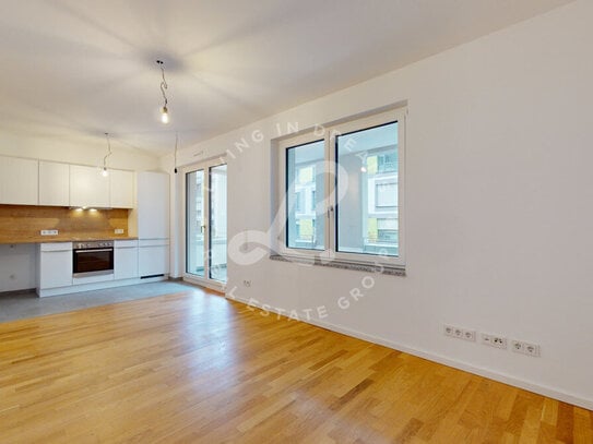 Helle 2-Zimmer-Wohnung mit großem Balkon und offener Küche