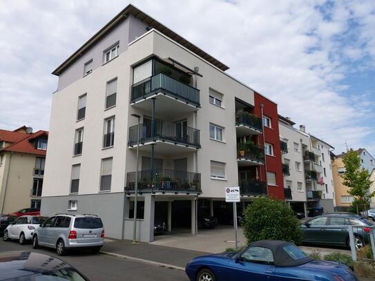 Schöne, moderne und großzügige 2,5 Zimmer-Wohnung in top Lage zur Innenstadt, Steinstr. 38, Gießen