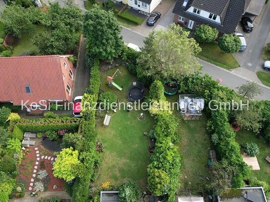 Moderne Doppelhaushälfte in Bremen-HORN in ruhiger Lage mit riesigem Garten!