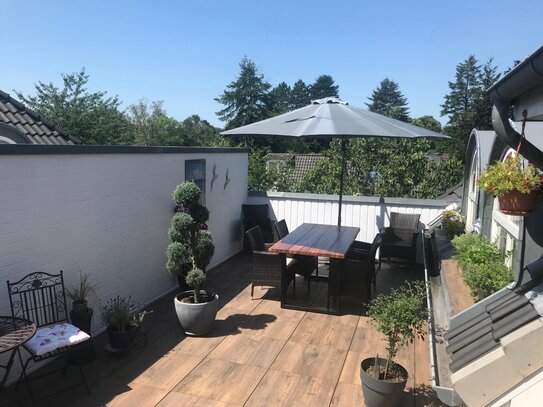 Sonnige, ruhige Penthouse Wohnung - Bürgerparknähe von privat