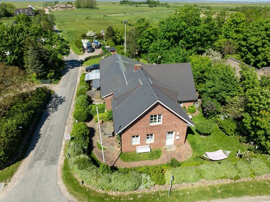 Mehrgenerationenhaus mit Potential auf Sylt – Ihr Rückzugsort in Morsum!