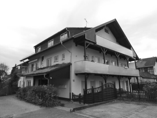 Ruhig gelegene Wohnung mit Balkon in charmantem Breckenheim!