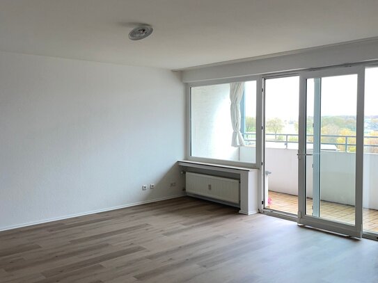 Renovierte 3-Zimmer Wohnung mit Balkon