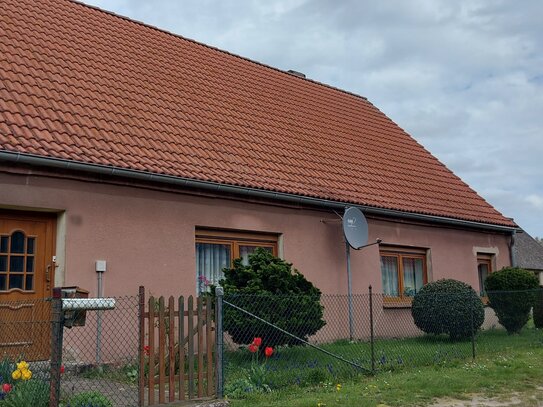 Haus mit großem Grundstück im beschaulichen Toitz