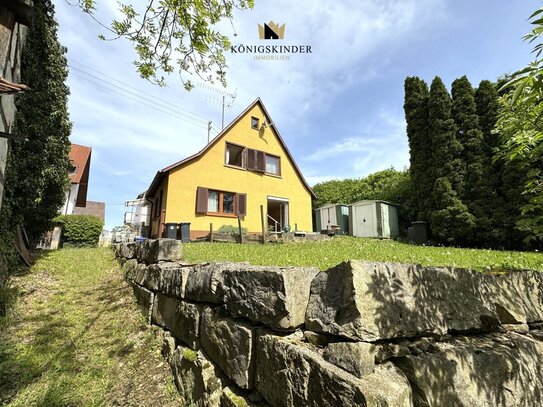 Leben am Bach - ruhiges EFH mit Ausbaureserven, schönem Garten und Teckblick