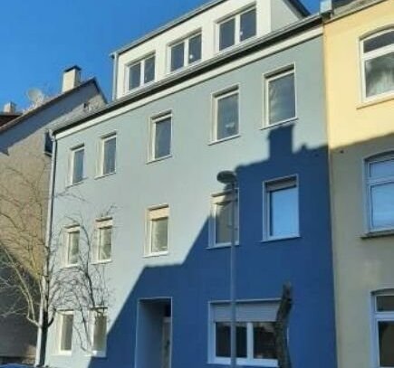 Renditeobjekt : Mehrfamilienhaus 320m Wfl. in NEUWERTIGEM Zustand in Iserlohn-Letmathe