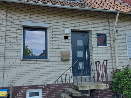 Modernisiertes Reihenmittelhaus mit ausgebautem Dachgeschoss in Bremen - PROVISIONSFREI VON PRIVAT