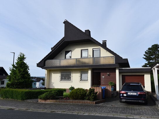 Wohnhaus mit 3 Wohnungen an bester Lage in Bad Camberg