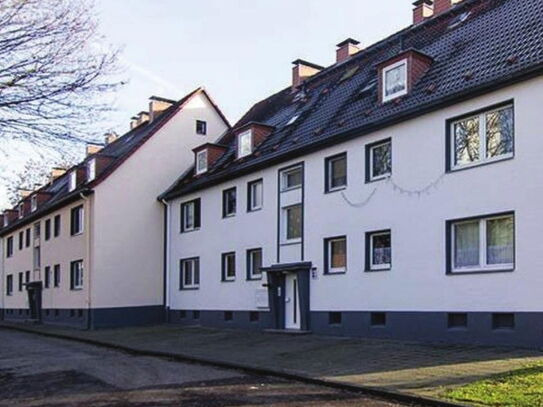 Renovierte Wohnung mit eigenem Garten und Stellplatz in ruhiger Sackgassenlage