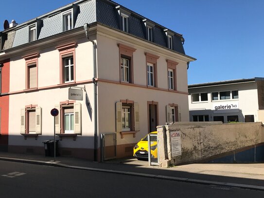 Stadthaus mit 2 grossen Balkonen mitten in Lörrach