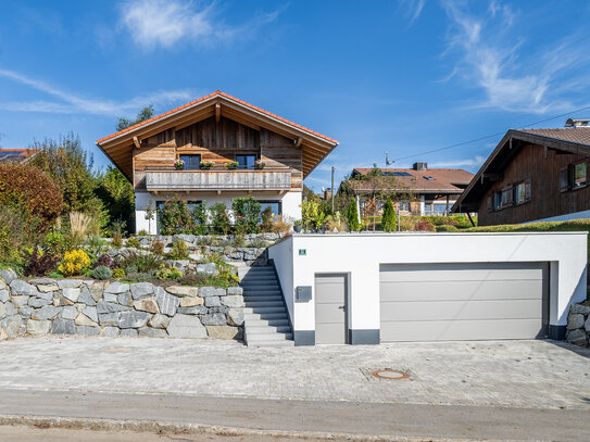 Traumhaus mit Bergblick! 300 qm W-/Nfl. - regionale Handwerkskunst, Design & modernste Technik