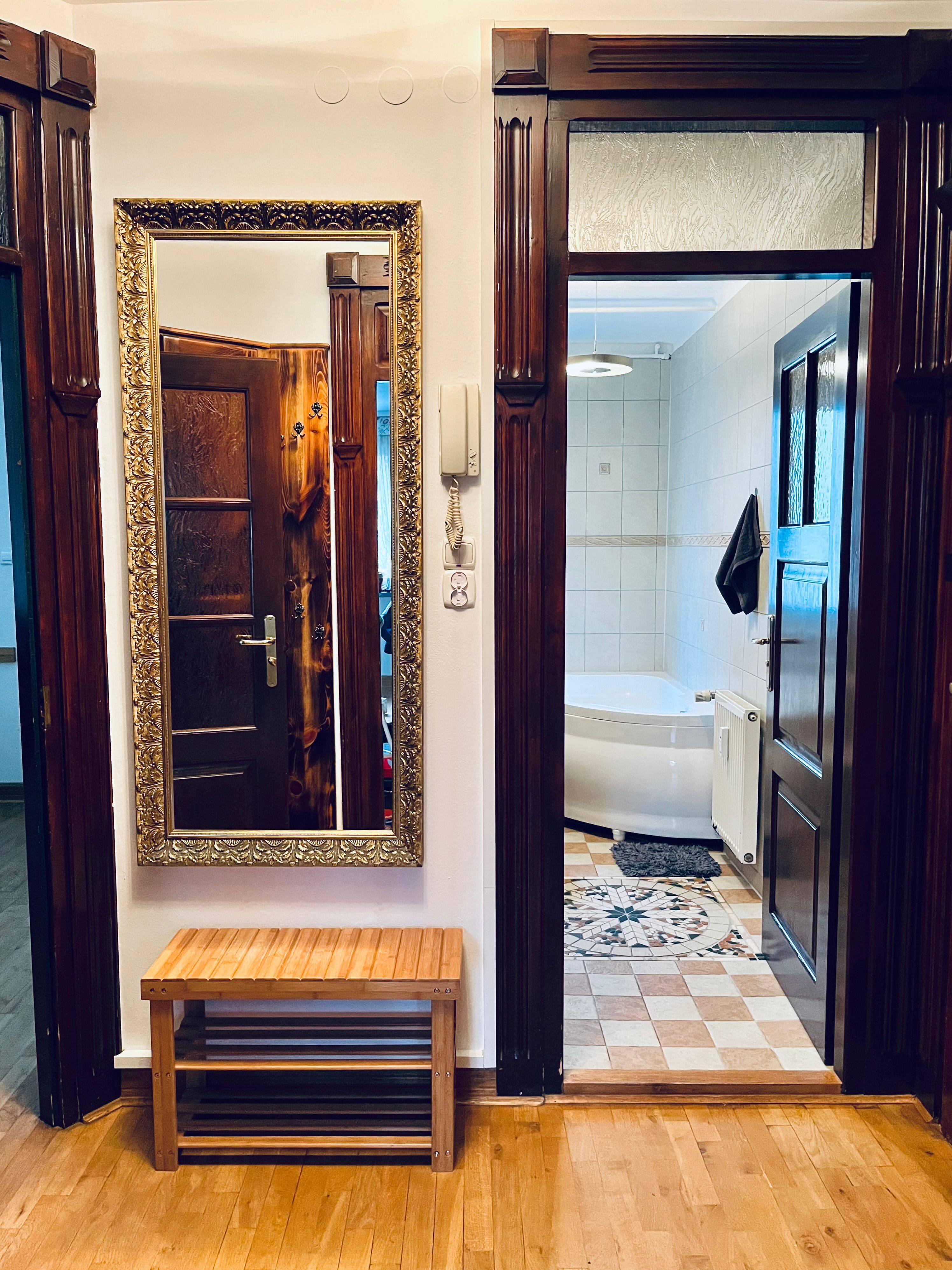 2-Zimmer-Whg im Zentrum von Berlin / möbliert / PKW-Stellplatz - Photo 1