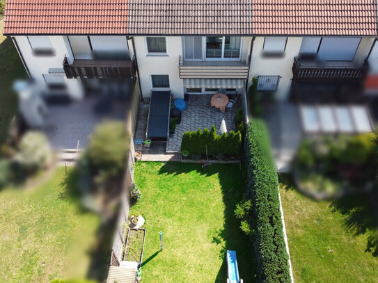 Charmantes Reihenmittelhaus in Schwanstetten-Ihr Lieblingsplatz mit Garten und Garage!