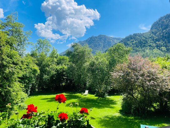 Bergpanorama - Historisches Bauernanwesen mit 2.000 qm uneinsehbarem Gartengrundstück