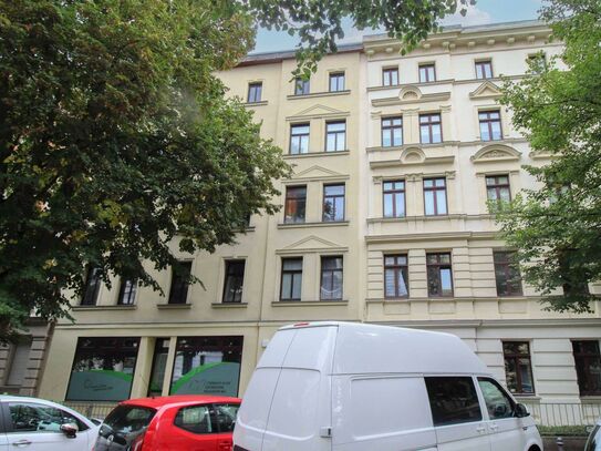 Balkon zum Innenhof - 2-Zimmer-Wohnung in angenehmer Zentrumsnähe von Magdeburg