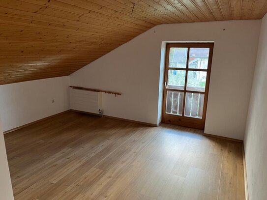 2 Zimmer Wohnung mit Balkon