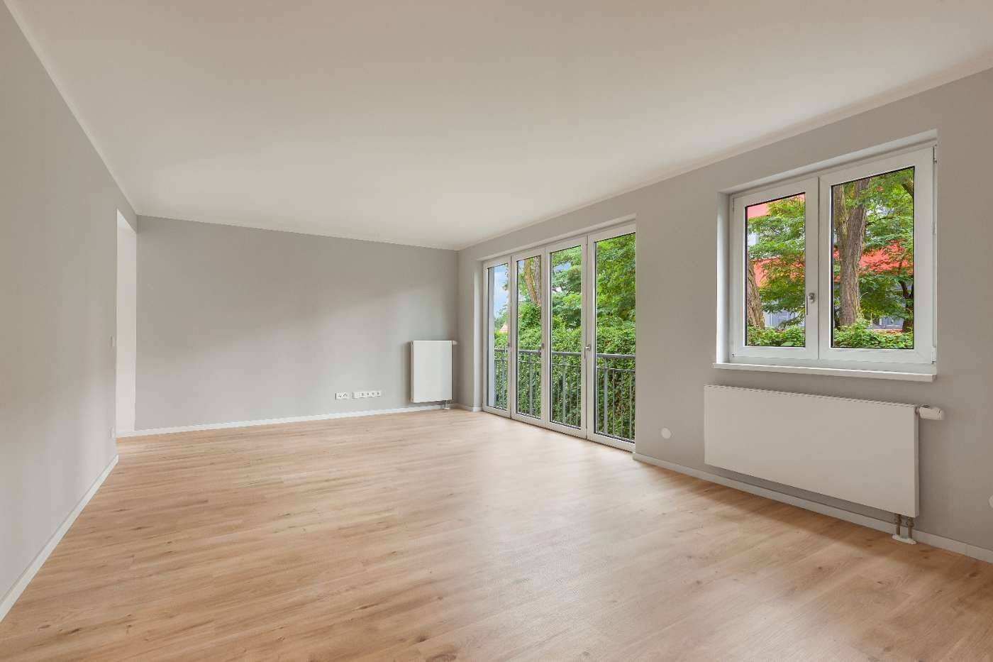 Wunderschön sanierte 1-Zimmer Wohnung mit Einbauküche in Altglienicke! - Foto 1