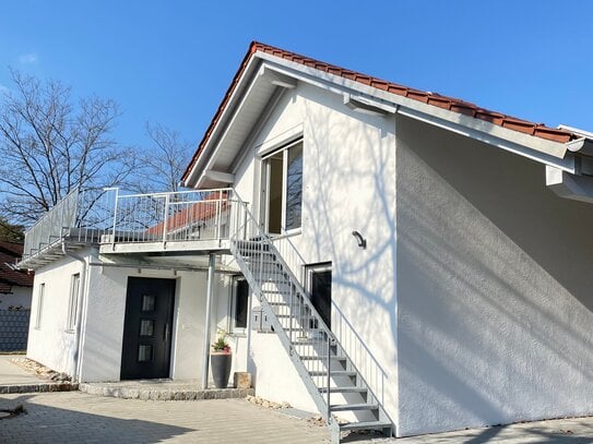 Neuwertige 3-Zimmer-Wohnung mit Garten, Carport und Keller in Waldkraiburg