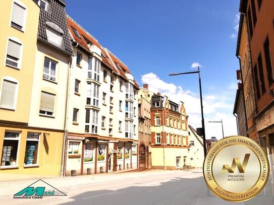 Mehrfamilienhaus mit spektakulärer Architektur im Zentrum von Ronneburg ab sofort