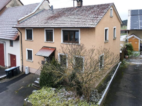 Gemütliches Zuhause am Ortsrand ... ca. 1.130 m² Grundstück . Nebengebäude