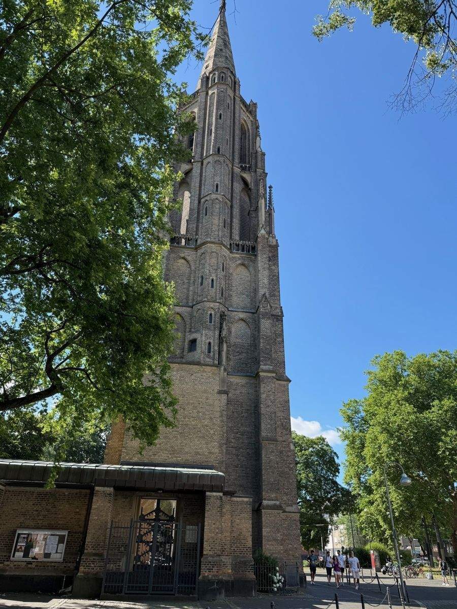 KÖLN INNENSTADT Nähe Neumarkt, helle geräumige 3 Zi. Wohnung, 111 m² Wfl. im 1. OG, gr. Westterrasse