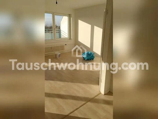 [TAUSCHWOHNUNG] 2-Zimmer, DG + großem Balkon Neukölln