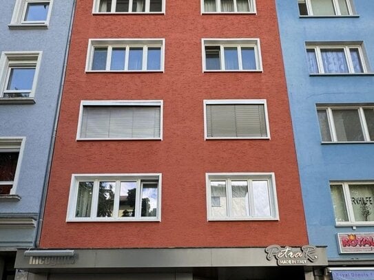 Schöne helle 1 Zimmer Wohnung mit Balkon in Frankfurts bester Lage