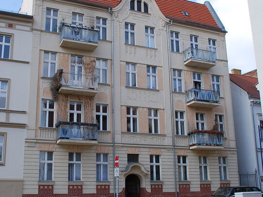 3-Zimmerwohnung mit Balkon - Gubener Straße 23