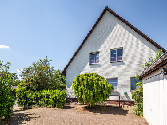 Ein- bzw. Zweifamilienhaus in gewachsener Umgebung - Courtagefrei!