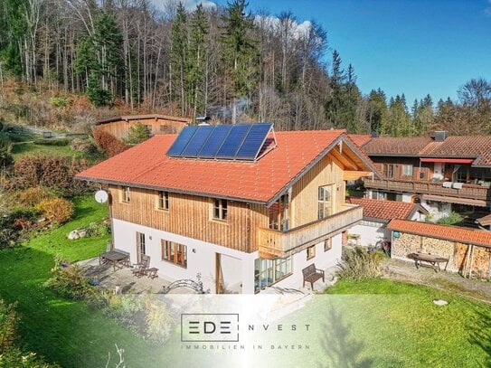 Ökologisches, energieeffizientes Einfamilienhaus mit hervorragendem Wohnklima und traumhaftem Garten