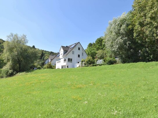 Großzügiges und sehr gepflegtes Einfamilienwohnhaus mit Blick ins Trubachtal